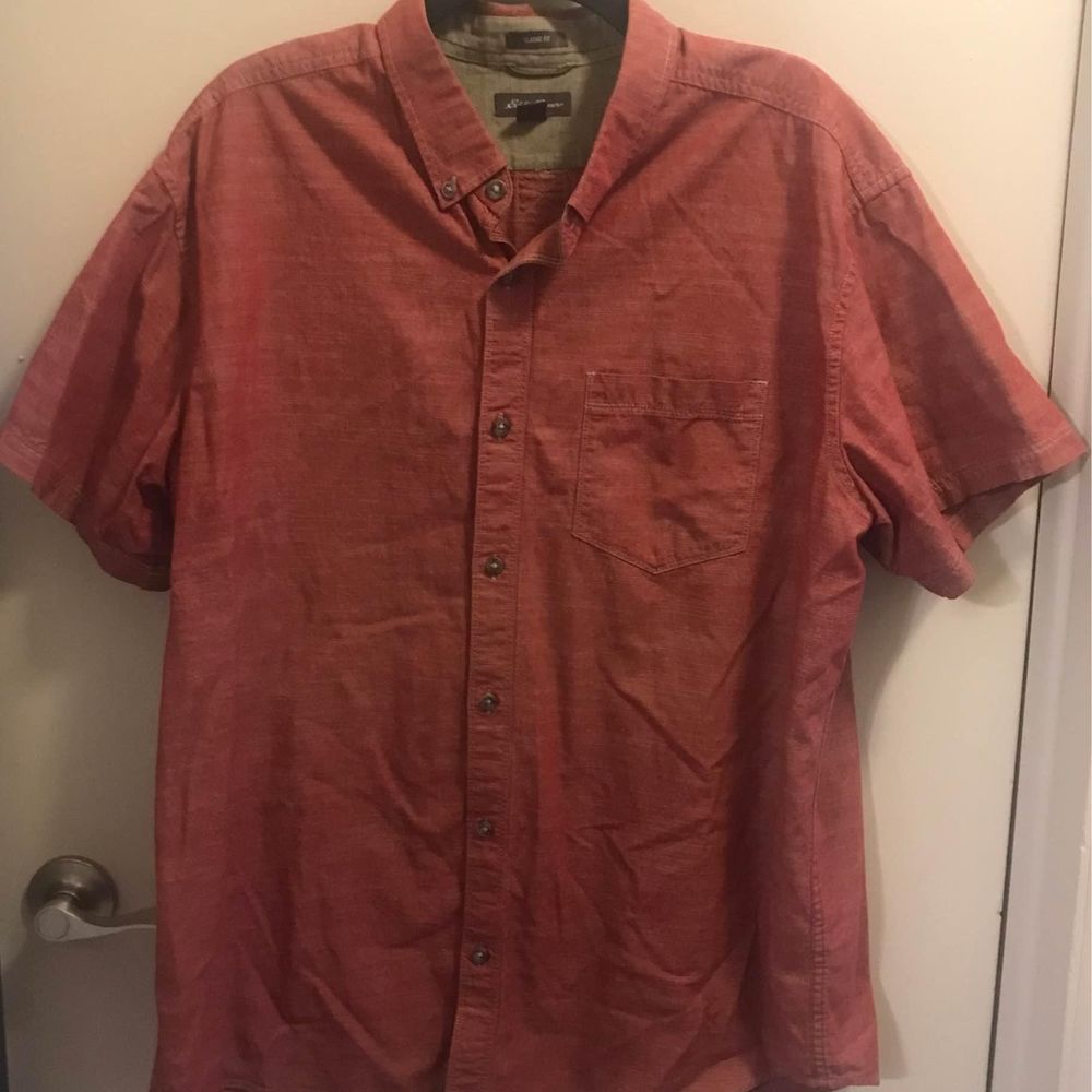 Eddie Bauer Classic Fit size XL red button down shirt